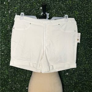 NWT Just Be Pull On White Jean Shorts Stretchy Cuffed with Drawstring Size L XL